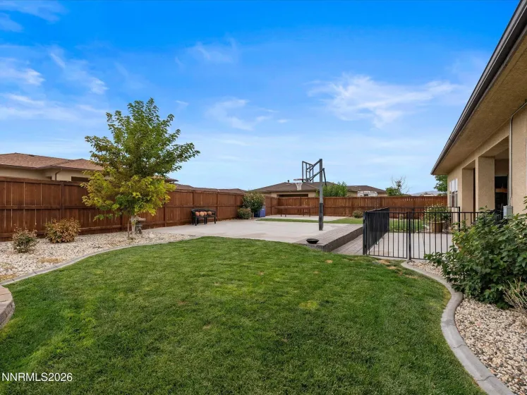 694 Raptor, Fernley, Nevada 89408, 3 Bedrooms Bedrooms, ,3 BathroomsBathrooms,Residential,Residential,Raptor,0,260010442