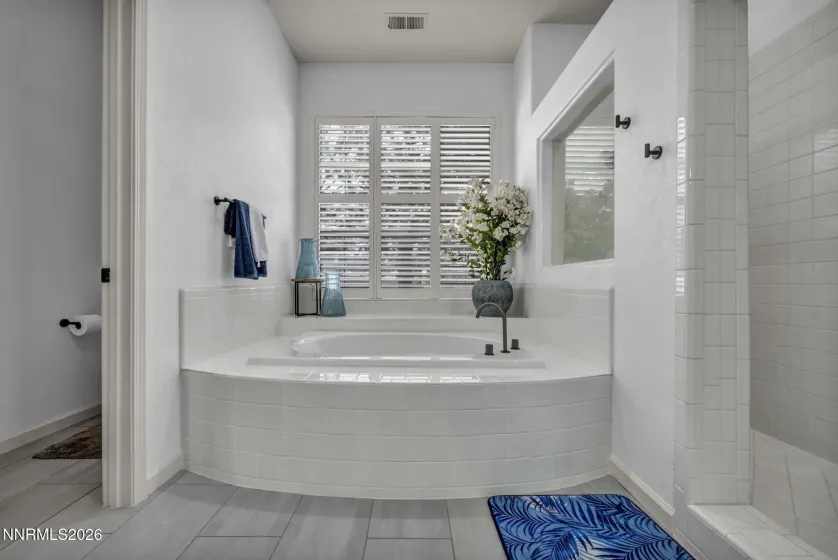9626 Shadowstone, Reno, Nevada 89521, 4 Bedrooms Bedrooms, ,3 BathroomsBathrooms,Residential,Residential,Shadowstone,0,260010446