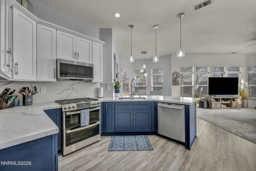 9626 Shadowstone, Reno, Nevada 89521, 4 Bedrooms Bedrooms, ,3 BathroomsBathrooms,Residential,Residential,Shadowstone,0,260010446