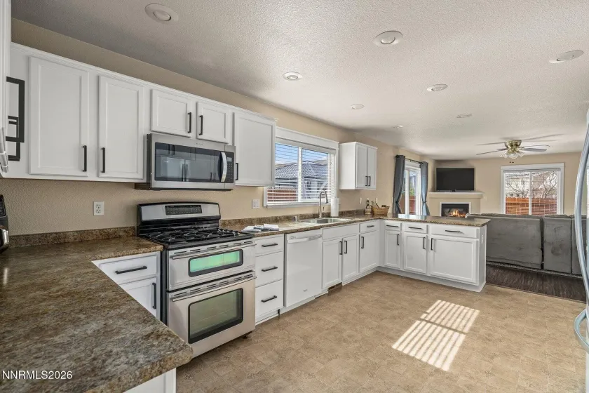 18366 Whitebark, Reno, Nevada 89508, 5 Bedrooms Bedrooms, ,3 BathroomsBathrooms,Residential,Residential,Whitebark,0,260010449
