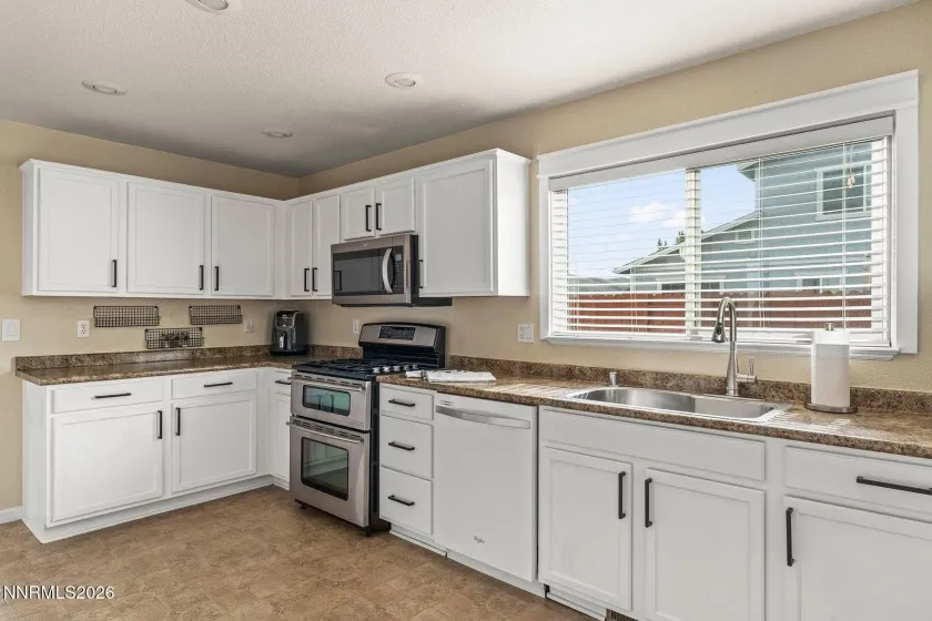 18366 Whitebark, Reno, Nevada 89508, 5 Bedrooms Bedrooms, ,3 BathroomsBathrooms,Residential,Residential,Whitebark,0,260010449