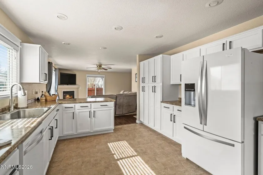 18366 Whitebark, Reno, Nevada 89508, 5 Bedrooms Bedrooms, ,3 BathroomsBathrooms,Residential,Residential,Whitebark,0,260010449
