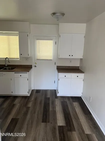 1504 Stewart, Carson City, Nevada 89706, 8 Bedrooms Bedrooms, ,4 BathroomsBathrooms,Residential Income,Residential,Stewart,0,260010458
