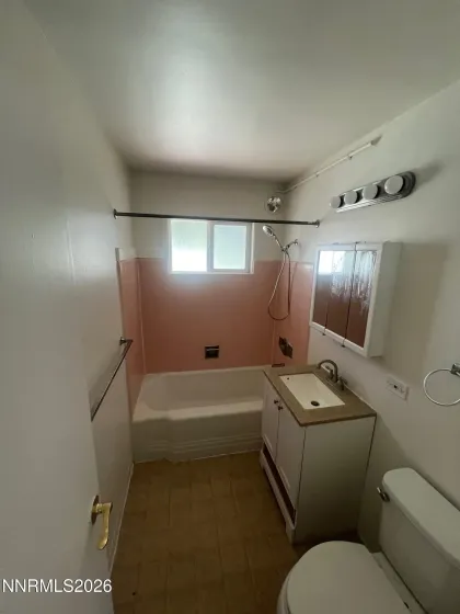 1504 Stewart, Carson City, Nevada 89706, 8 Bedrooms Bedrooms, ,4 BathroomsBathrooms,Residential Income,Residential,Stewart,0,260010458