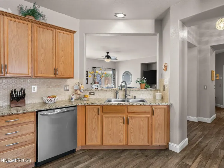 439 Sand Crane, Sparks, Nevada 89436, 3 Bedrooms Bedrooms, ,2 BathroomsBathrooms,Residential,Residential,Sand Crane,0,260010462