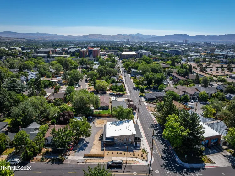 1104 Ralston, Reno, Nevada 89503, 9 Bedrooms Bedrooms, ,7 BathroomsBathrooms,Residential Income,Residential,Ralston,0,260010463