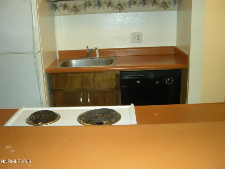 2955 Lakeside, Reno, Nevada 89509, 2 Bedrooms Bedrooms, ,2 BathroomsBathrooms,Residential,Residential,Lakeside,0,260010465