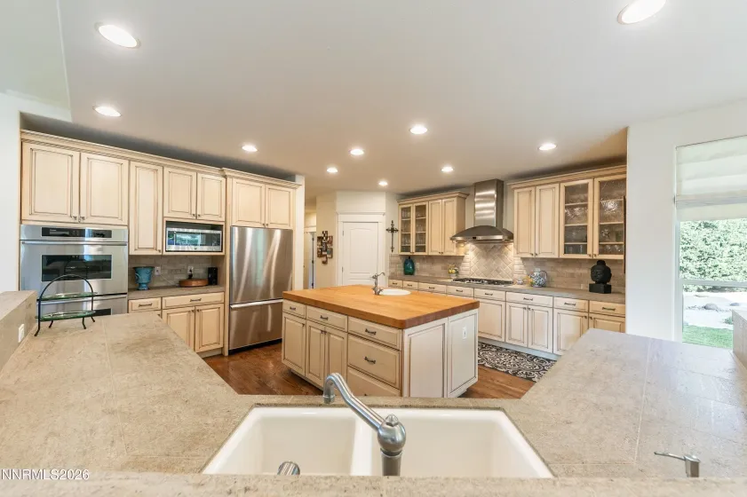 130 Juniper Hill, Reno, Nevada 89519, 4 Bedrooms Bedrooms, ,3 BathroomsBathrooms,Residential,Residential,Juniper Hill,0,260010467