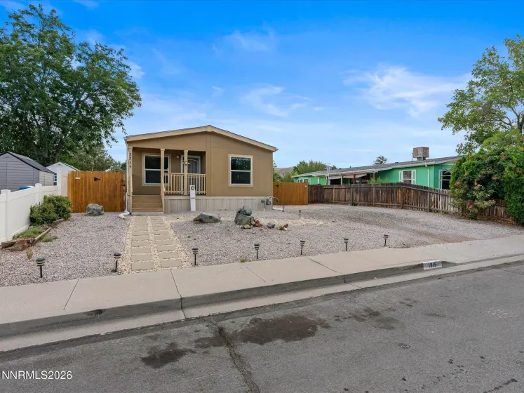 1215 Fleetwood, Carson City, Nevada 89701, 3 Bedrooms Bedrooms, ,2 BathroomsBathrooms,Residential,Residential,Fleetwood,0,260010471