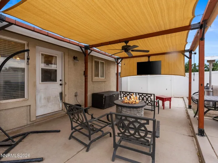 1455 Grey Bluffs, Fernley, Nevada 89408, 4 Bedrooms Bedrooms, ,2 BathroomsBathrooms,Residential,Residential,Grey Bluffs,0,260010472