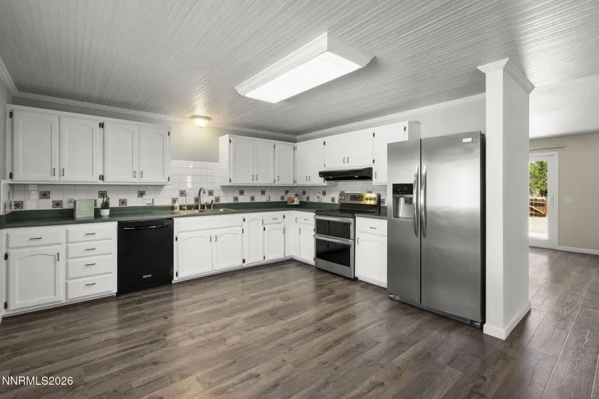 95 Esmeralda, Washoe Valley, Nevada 89704, 3 Bedrooms Bedrooms, ,2 BathroomsBathrooms,Residential,Residential,Esmeralda,0,260010482