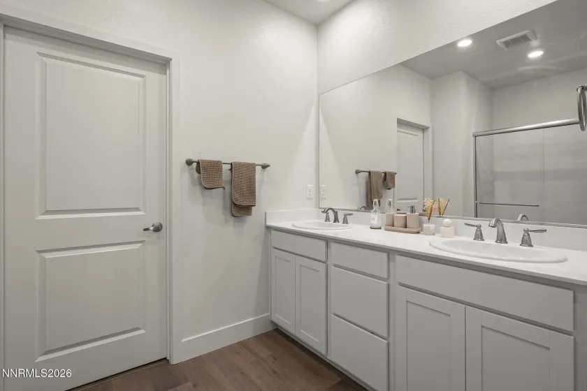 4333 Painted Cloud, Sparks, Nevada 89436, 4 Bedrooms Bedrooms, ,3 BathroomsBathrooms,Residential,Residential,Painted Cloud,0,260010483