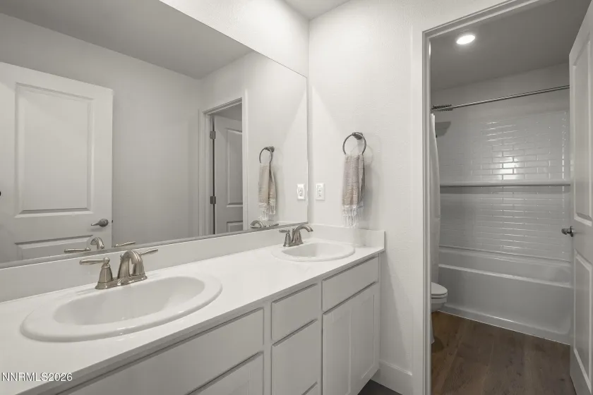 4333 Painted Cloud, Sparks, Nevada 89436, 4 Bedrooms Bedrooms, ,3 BathroomsBathrooms,Residential,Residential,Painted Cloud,0,260010483
