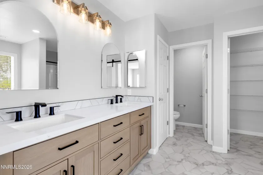 7750 Porto, Sparks, Nevada 89436, 5 Bedrooms Bedrooms, ,3 BathroomsBathrooms,Residential,Residential,Porto,0,260010448
