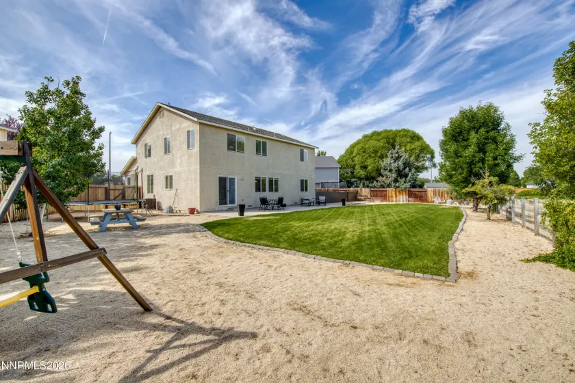 7750 Porto, Sparks, Nevada 89436, 5 Bedrooms Bedrooms, ,3 BathroomsBathrooms,Residential,Residential,Porto,0,260010448