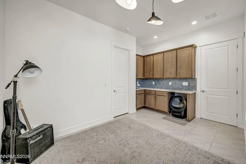 7607 Calypso, Sparks, Nevada 89436, 4 Bedrooms Bedrooms, ,4 BathroomsBathrooms,Residential,Residential,Calypso,0,260010491