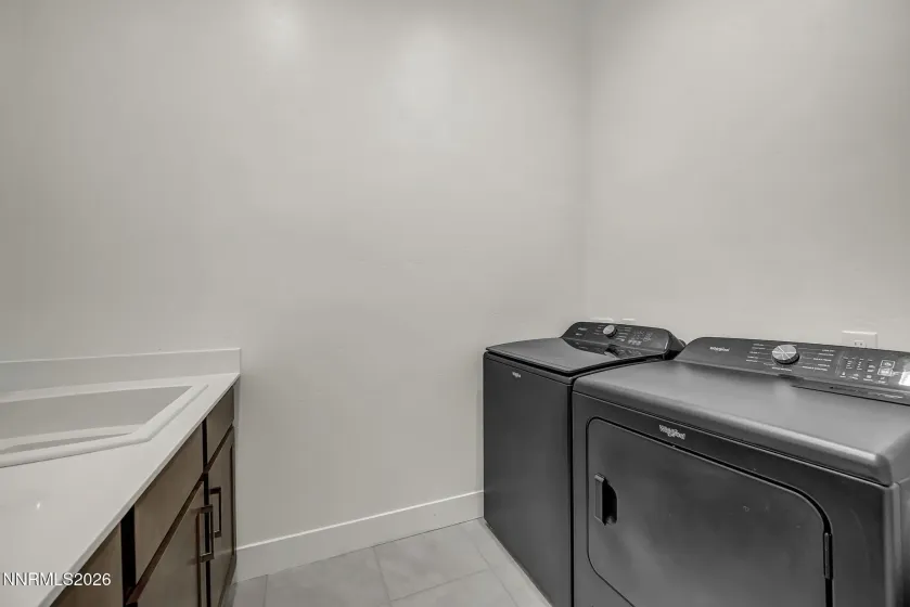 7607 Calypso, Sparks, Nevada 89436, 4 Bedrooms Bedrooms, ,4 BathroomsBathrooms,Residential,Residential,Calypso,0,260010491