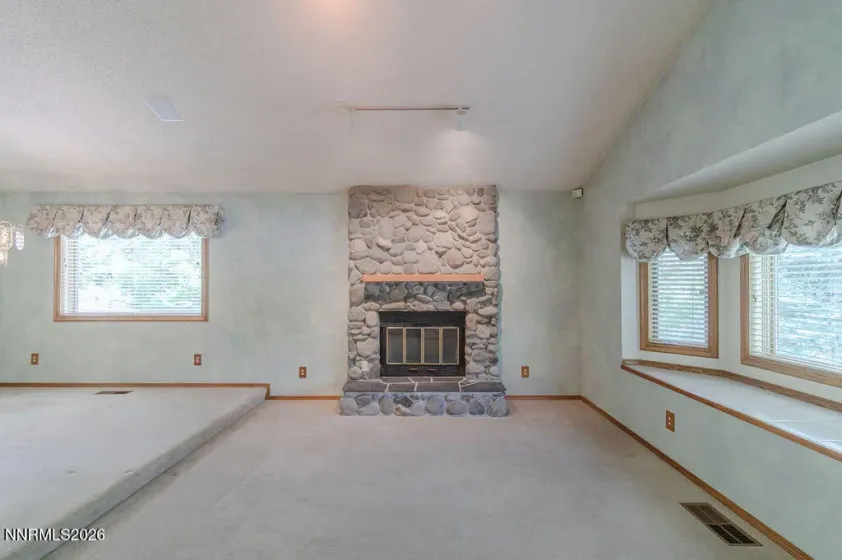 195 Hansen, Verdi, Nevada 89439, 4 Bedrooms Bedrooms, ,3 BathroomsBathrooms,Residential,Residential,Hansen,0,260010492