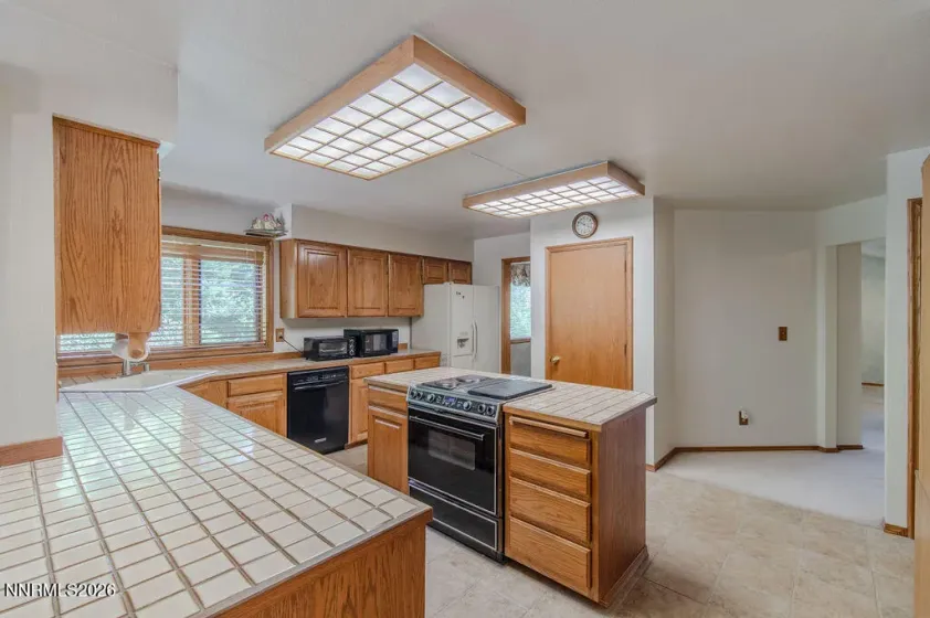 195 Hansen, Verdi, Nevada 89439, 4 Bedrooms Bedrooms, ,3 BathroomsBathrooms,Residential,Residential,Hansen,0,260010492