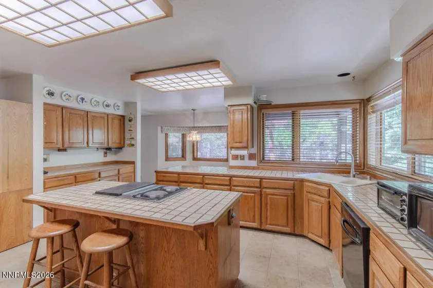 195 Hansen, Verdi, Nevada 89439, 4 Bedrooms Bedrooms, ,3 BathroomsBathrooms,Residential,Residential,Hansen,0,260010492