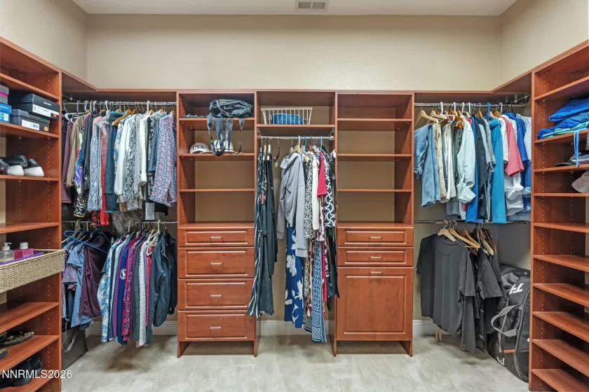 Walk-in Closet