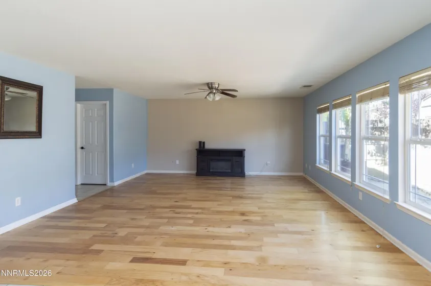 8930 Grisom, Reno, Nevada 89506, 3 Bedrooms Bedrooms, ,3 BathroomsBathrooms,Residential,Residential,Grisom,0,260010503