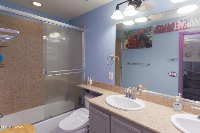 8930 Grisom, Reno, Nevada 89506, 3 Bedrooms Bedrooms, ,3 BathroomsBathrooms,Residential,Residential,Grisom,0,260010503