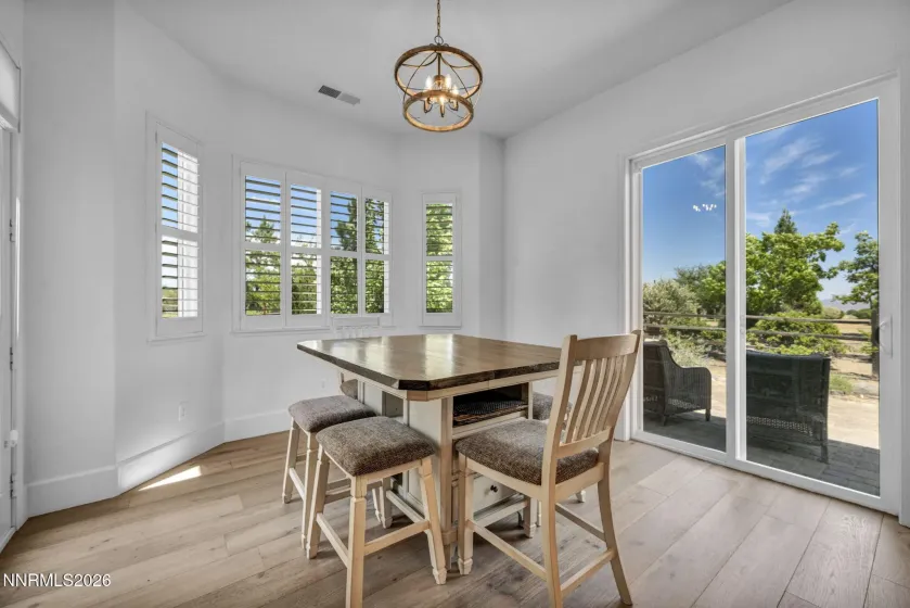 14725 Chateau, Reno, Nevada 89511, 4 Bedrooms Bedrooms, ,3 BathroomsBathrooms,Residential,Residential,Chateau,0,260010507