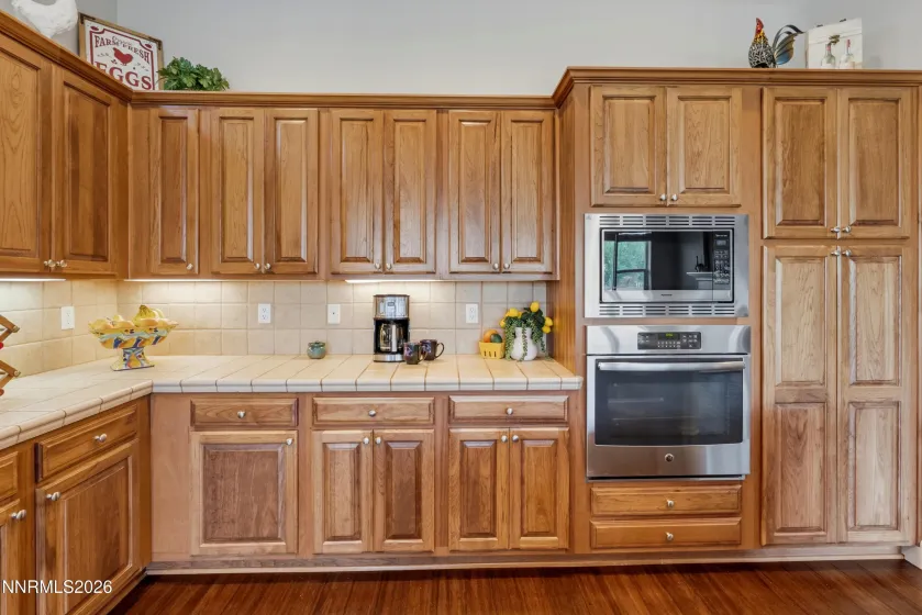 3272 Dog Leg, Minden, Nevada 89423, ,3 BathroomsBathrooms,Residential,Residential,Dog Leg,0,260010508