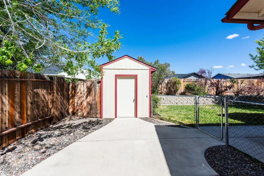 Workshop/storage shed