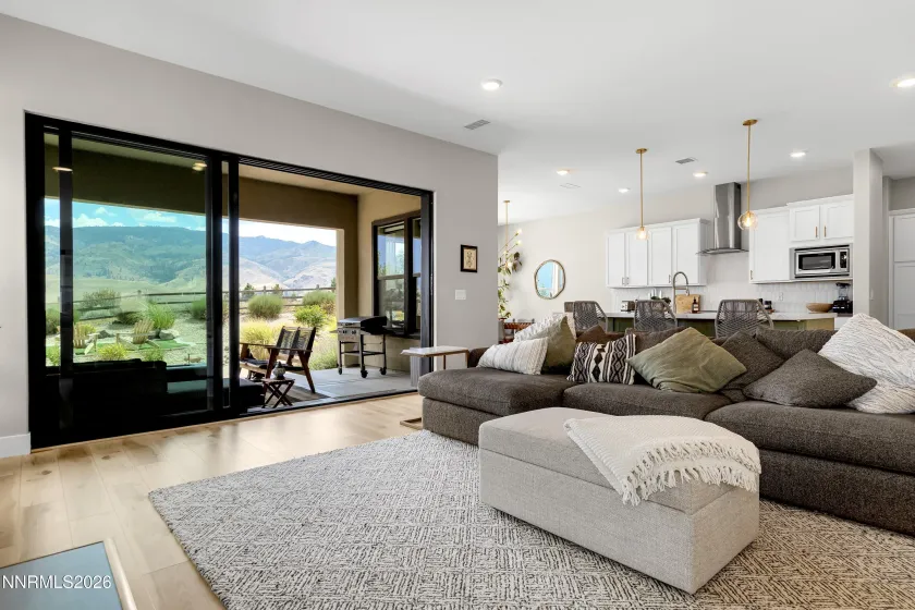 8718 Larkhaven, Reno, Nevada 89523, 3 Bedrooms Bedrooms, ,4 BathroomsBathrooms,Residential,Residential,Larkhaven,0,260010513