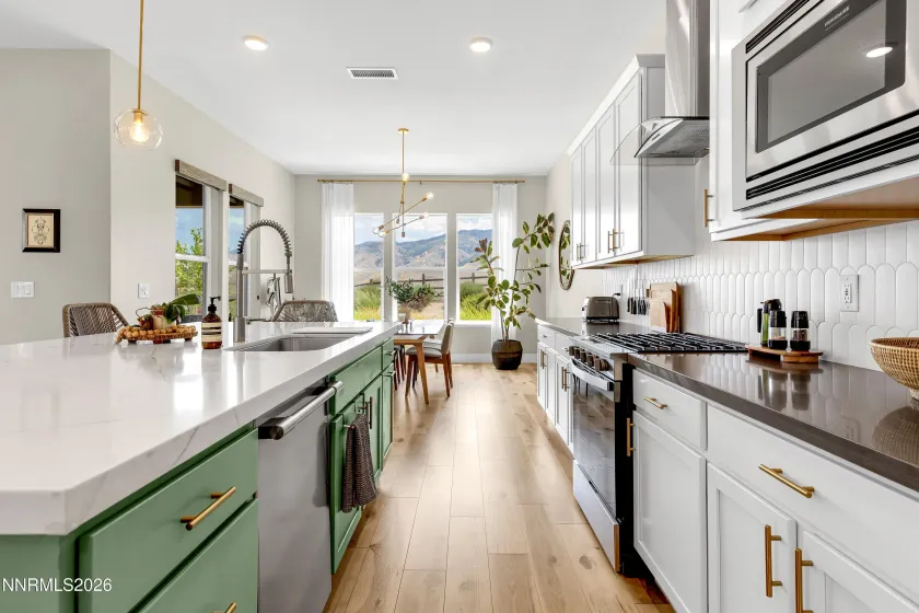8718 Larkhaven, Reno, Nevada 89523, 3 Bedrooms Bedrooms, ,4 BathroomsBathrooms,Residential,Residential,Larkhaven,0,260010513