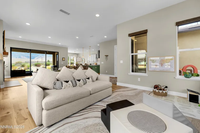 8718 Larkhaven, Reno, Nevada 89523, 3 Bedrooms Bedrooms, ,4 BathroomsBathrooms,Residential,Residential,Larkhaven,0,260010513