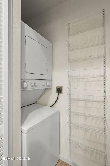 5017 Reggie, Reno, Nevada 89502, 2 Bedrooms Bedrooms, ,2 BathroomsBathrooms,Residential,Residential,Reggie,0,260010514