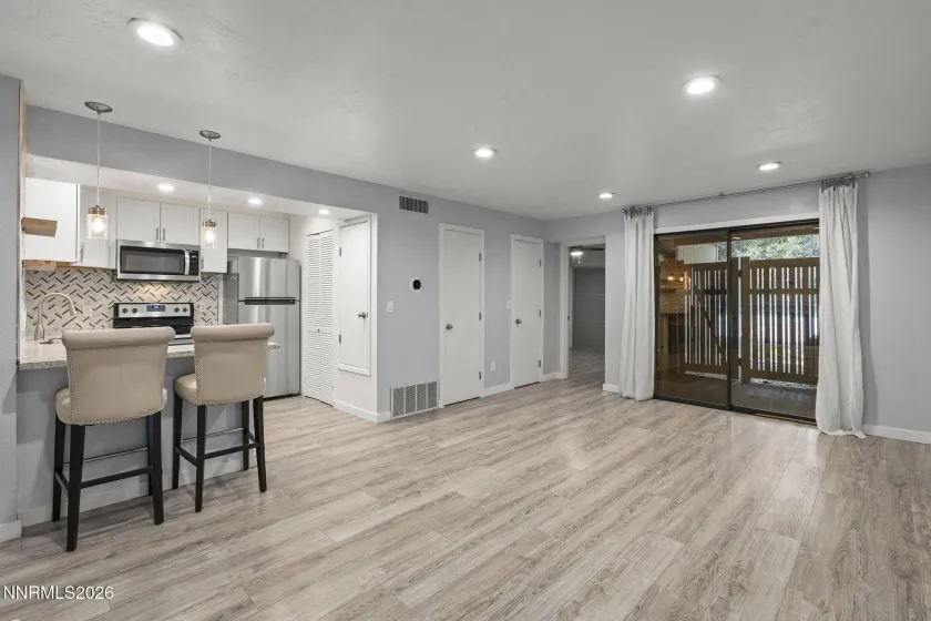 5017 Reggie, Reno, Nevada 89502, 2 Bedrooms Bedrooms, ,2 BathroomsBathrooms,Residential,Residential,Reggie,0,260010514