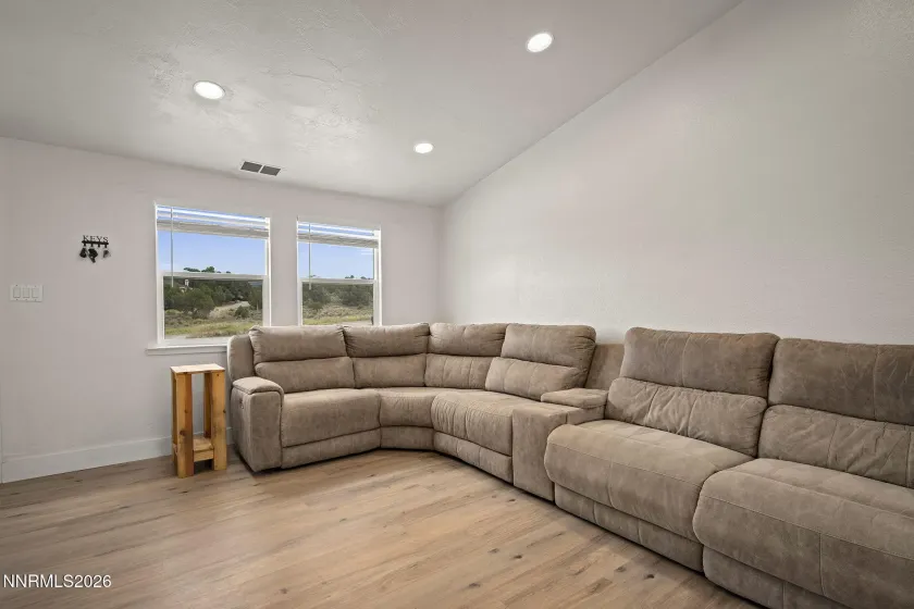 2424 Cartwright, Reno, Nevada 89521, 3 Bedrooms Bedrooms, ,2 BathroomsBathrooms,Residential,Residential,Cartwright,0,260010518