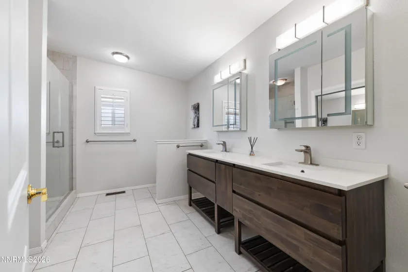 7845 Southmoor, Reno, Nevada 89502, 4 Bedrooms Bedrooms, ,2 BathroomsBathrooms,Residential,Residential,Southmoor,0,260010526