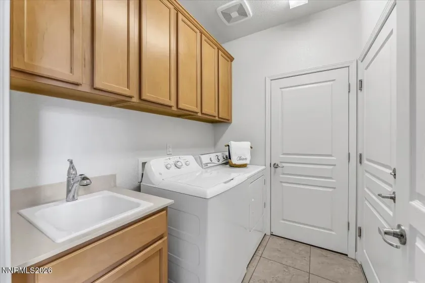 1260 Wakefield, Reno, Nevada 89523, 2 Bedrooms Bedrooms, ,2 BathroomsBathrooms,Residential,Residential,Wakefield,0,260010527