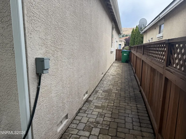 1661 Cosenza, Sparks, Nevada 89434, 2 Bedrooms Bedrooms, ,2 BathroomsBathrooms,Residential,Residential,Cosenza,0,260010529