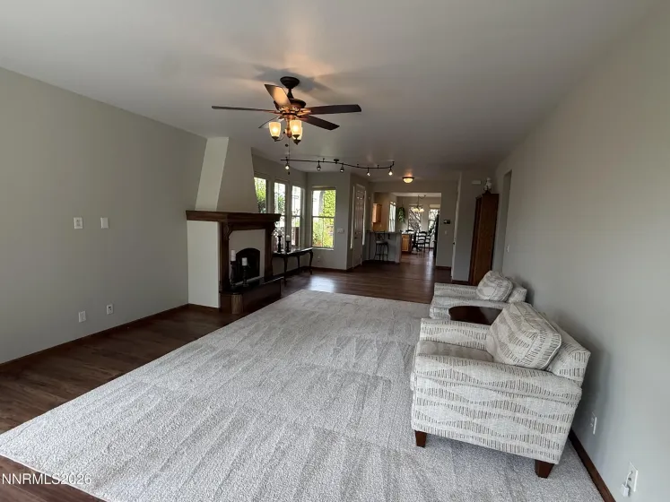 1661 Cosenza, Sparks, Nevada 89434, 2 Bedrooms Bedrooms, ,2 BathroomsBathrooms,Residential,Residential,Cosenza,0,260010529