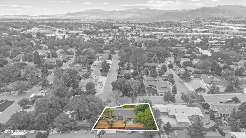 900 Coral, Carson City, Nevada 89703, 3 Bedrooms Bedrooms, ,2 BathroomsBathrooms,Residential,Residential,Coral,0,260010530