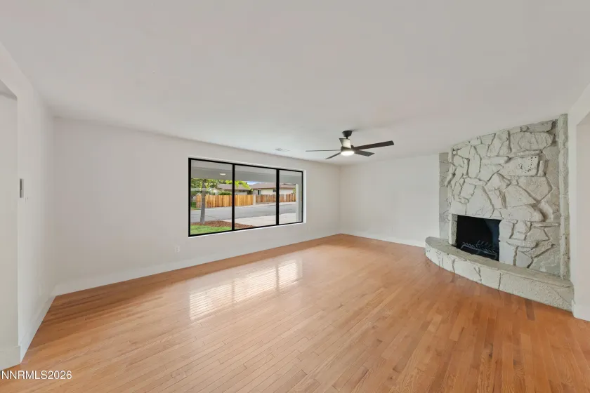900 Coral, Carson City, Nevada 89703, 3 Bedrooms Bedrooms, ,2 BathroomsBathrooms,Residential,Residential,Coral,0,260010530