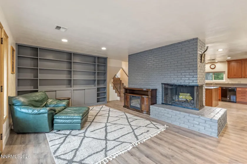 2490 Moana, Reno, Nevada 89509, 4 Bedrooms Bedrooms, ,3 BathroomsBathrooms,Residential,Residential,Moana,0,260010532