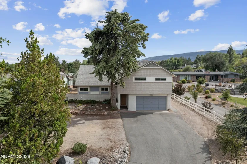 2490 Moana, Reno, Nevada 89509, 4 Bedrooms Bedrooms, ,3 BathroomsBathrooms,Residential,Residential,Moana,0,260010532