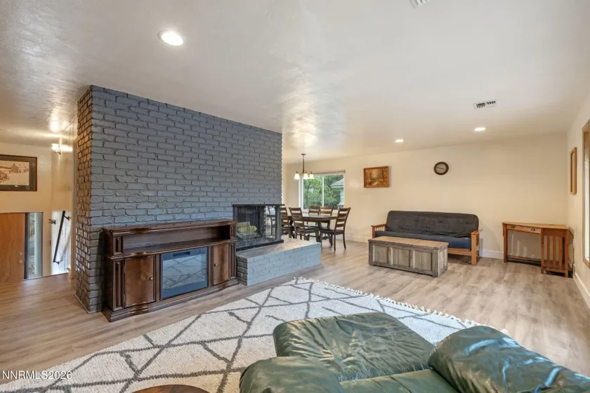 2490 Moana, Reno, Nevada 89509, 4 Bedrooms Bedrooms, ,3 BathroomsBathrooms,Residential,Residential,Moana,0,260010532