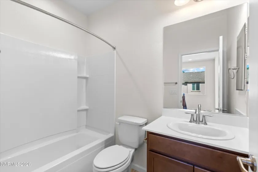 1009 Middle Gate, Carson City, Nevada 89701, ,3 BathroomsBathrooms,Residential,Residential,Middle Gate,0,260010536