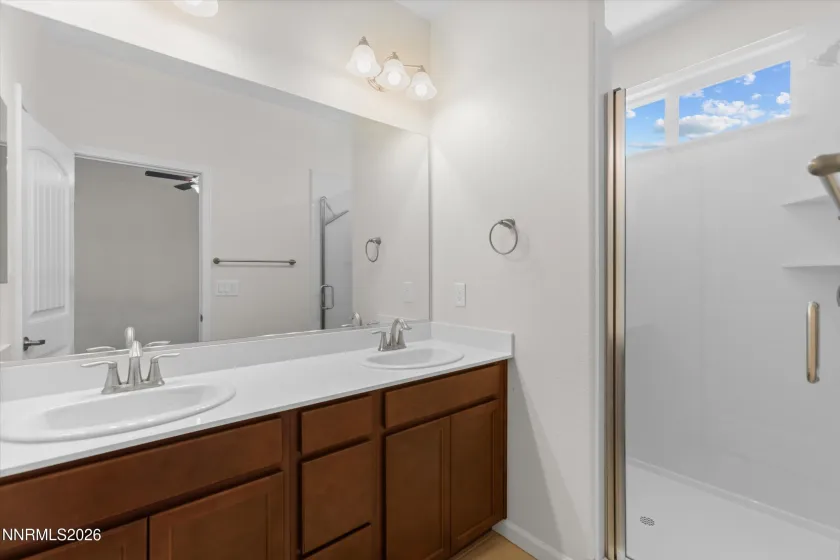 1009 Middle Gate, Carson City, Nevada 89701, ,3 BathroomsBathrooms,Residential,Residential,Middle Gate,0,260010536