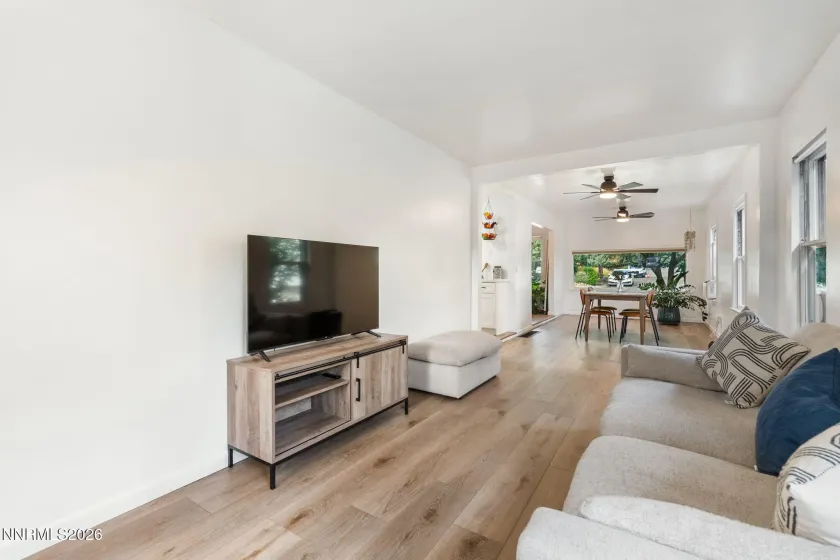 1768 Tolica, Reno, Nevada 89509, 2 Bedrooms Bedrooms, ,1 BathroomBathrooms,Residential,Residential,Tolica,0,260010537