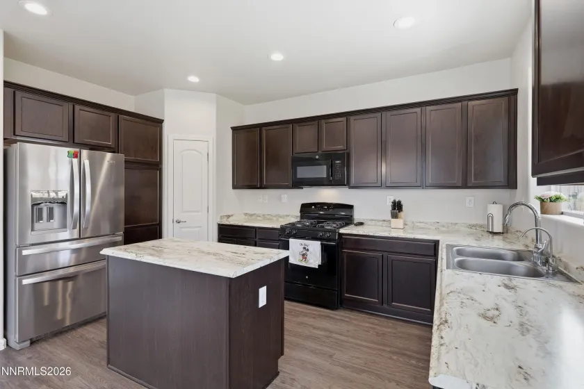 157 Walnut, Fernley, Nevada 89408, 3 Bedrooms Bedrooms, ,2 BathroomsBathrooms,Residential,Residential,Walnut,0,260010540