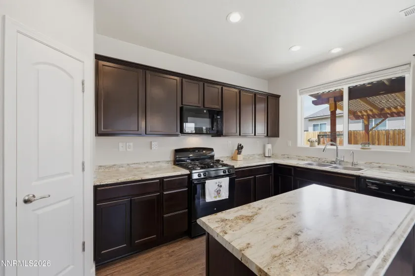 157 Walnut, Fernley, Nevada 89408, 3 Bedrooms Bedrooms, ,2 BathroomsBathrooms,Residential,Residential,Walnut,0,260010540